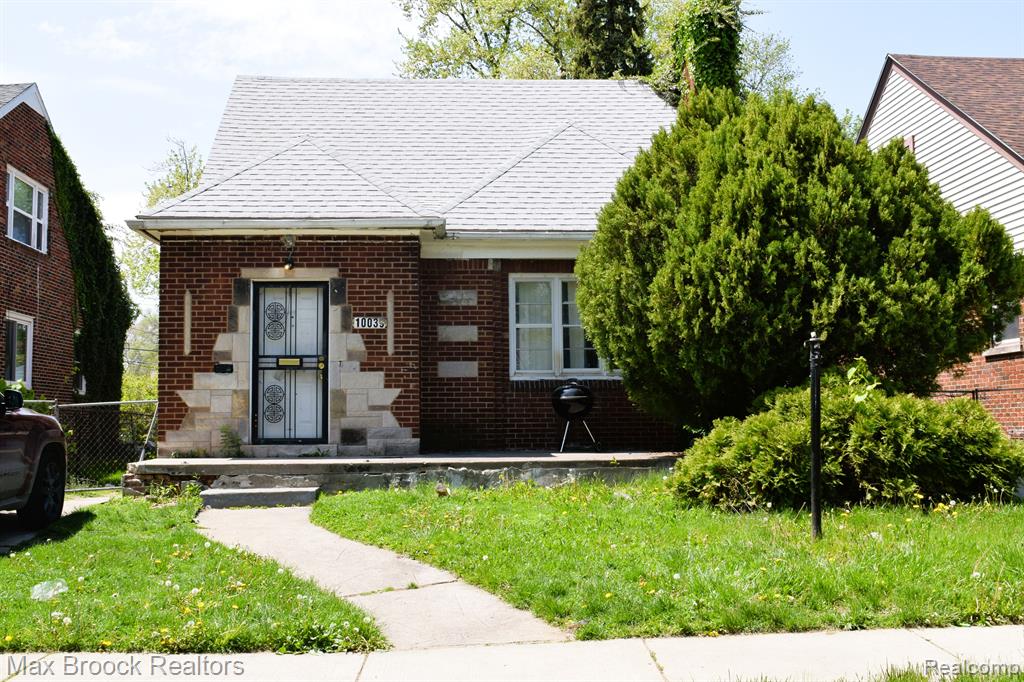 Property main image